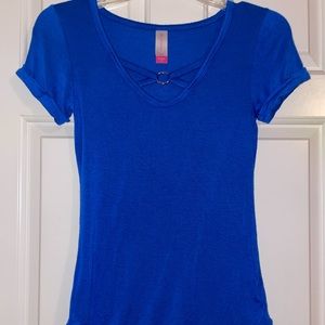 NWOT Blue Top w/ Silver Ring Crisscross Chest Accent Hi-Low Top Size XS